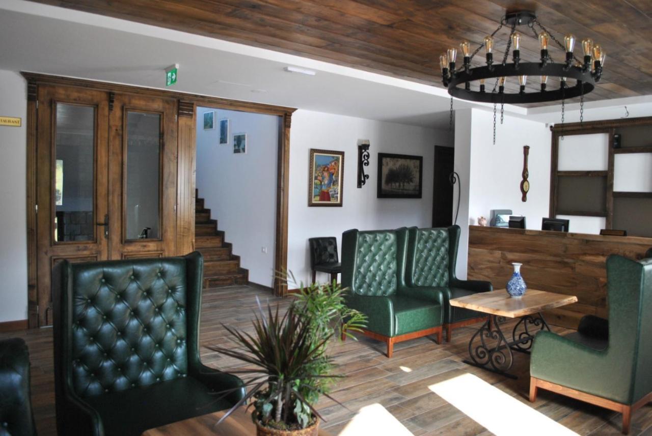 Boutique Vila Fidani Voskopoje Luaran gambar